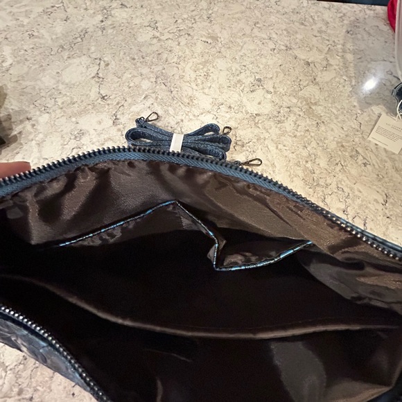 NEW- BHW Blue Embossed Crossbody Bag - Picture 3 of 4